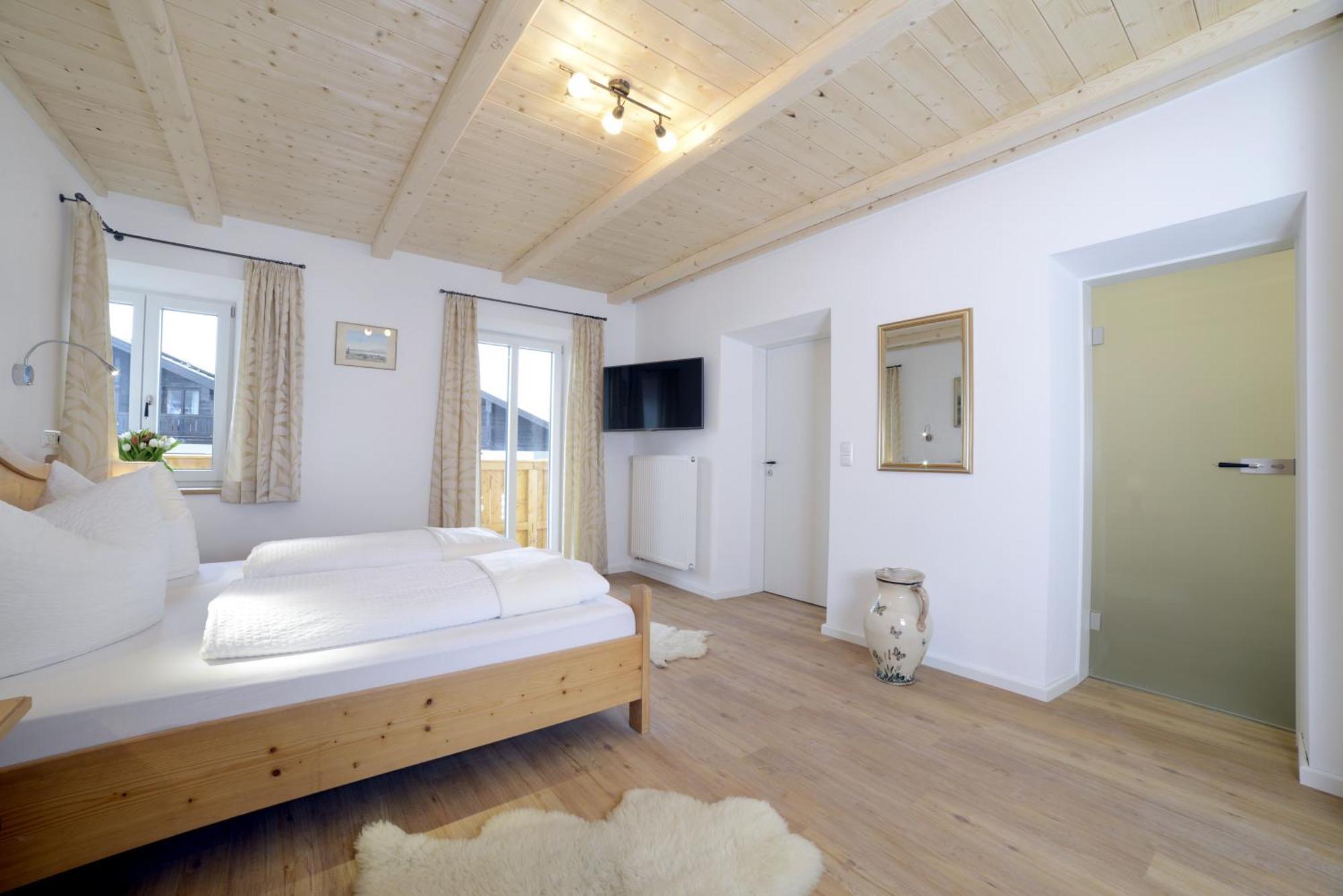 Hotel Chiemseepanorama